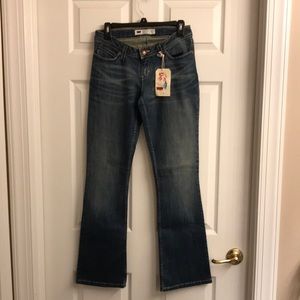 Levis Bold Curve Jeans